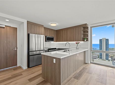 New 37th-Floor Condo in Kaka'ako with Ocean & Diamond Head Views - Thumbnail 3