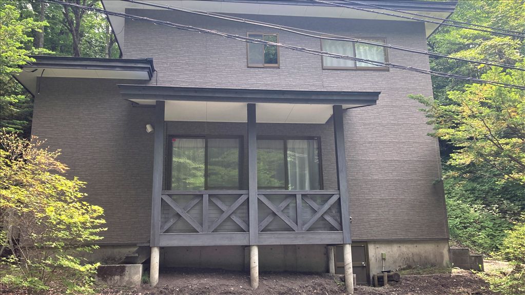 Renovated 3LDK Vacation House in Karuizawa Izumigaoka - Thumbnail 2