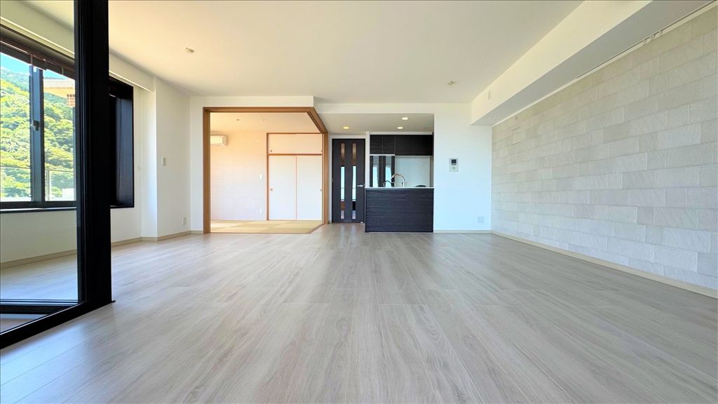 Tokyu Resort Villa Atami Seisui Condo with Huge Roof Balcony - Thumbnail 4