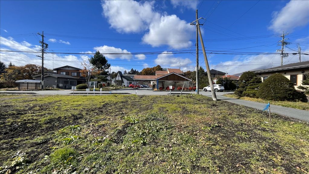 Vacant Land for Sale in Karuizawa, Nagano - 367.41 sqm Plot - Thumbnail 4