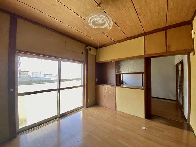 Historic Commercial-Residential Space in Kawara Town - Thumbnail 3