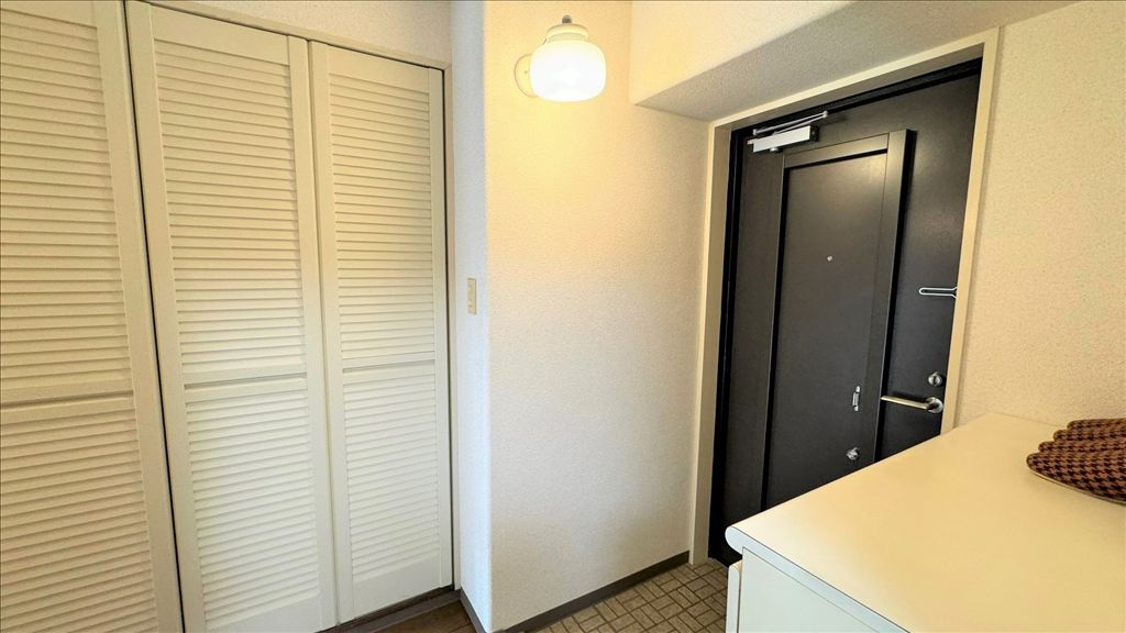 Angel Seaside Minami-Atami 3LDK Waterfront Condo with Hot Spring - Thumbnail 2