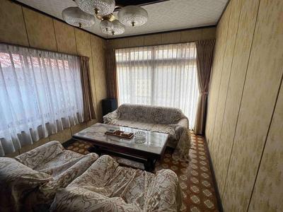 Spacious 9DK House with Large Land in Kotoura, Tottori — Image 1, Kotoura, Tottori