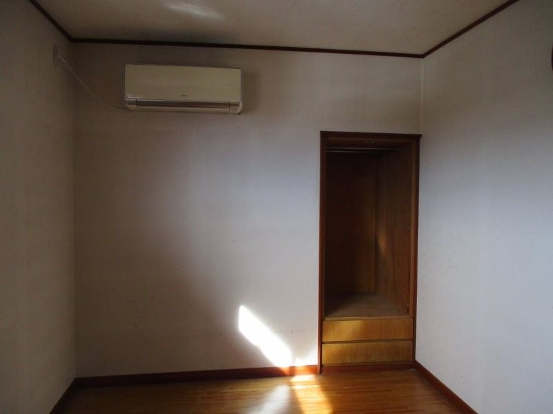 7DK House with 8-Car Parking in Tonami, Toyama - Thumbnail 4