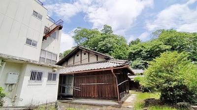 Rural House in Uda City with Renovation Potential — Image 1, Uda, Nara