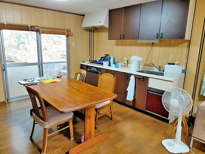 Forest retreat in Uda City with self-build potential — Image 1, Uda, Nara