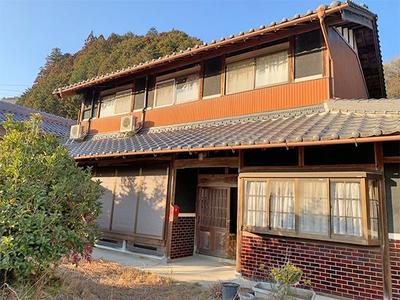 Traditional 11LDK House in Uda City with Countryside Views — Image 1, Uda, Nara