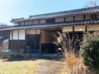 Traditional Japanese House in Uda City with 499㎡ Land — Image 1, Uda, Nara