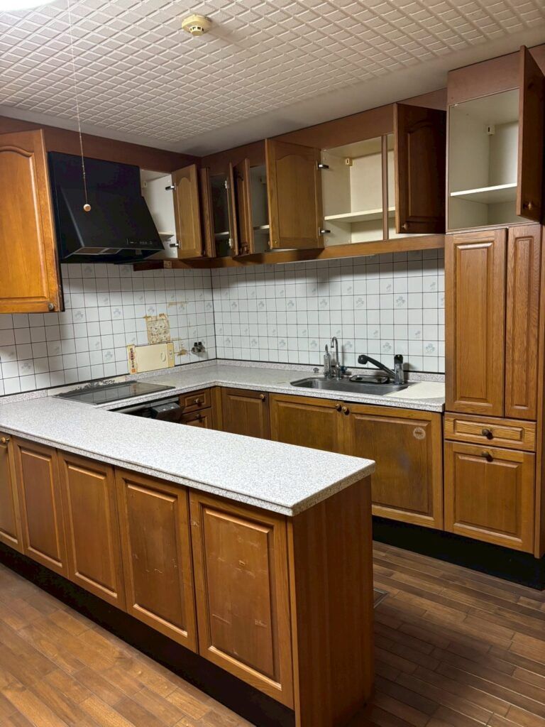 Spacious 9LDK House in Uda City with Mountain Views - Thumbnail 2