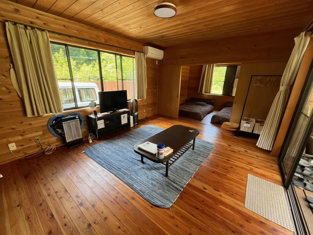 Mountain retreat in Doshi Village with 244m² land - Thumbnail 3