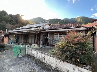 Traditional 5LDK House with Agricultural Land in Tanabe City — House, Tanabe, Wakayama