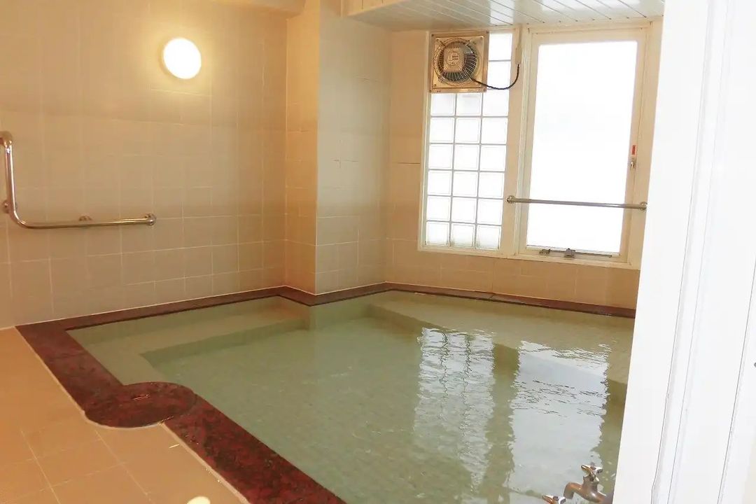 2DK Apartment in White Plaza Yuzawa, Steps from Iwappara Ski Slope - Thumbnail 4