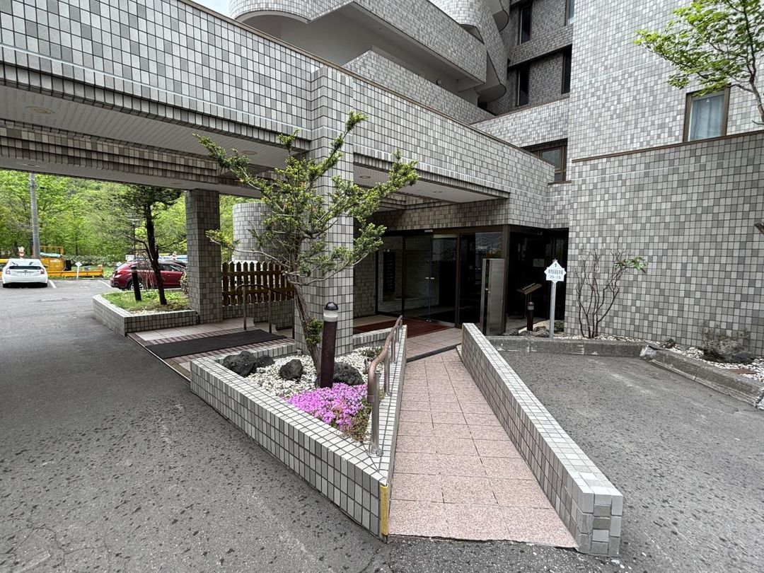 Lions Mansion Sapporo Jozankei 2 - Studio Apartment in Minami-ku - Thumbnail 2