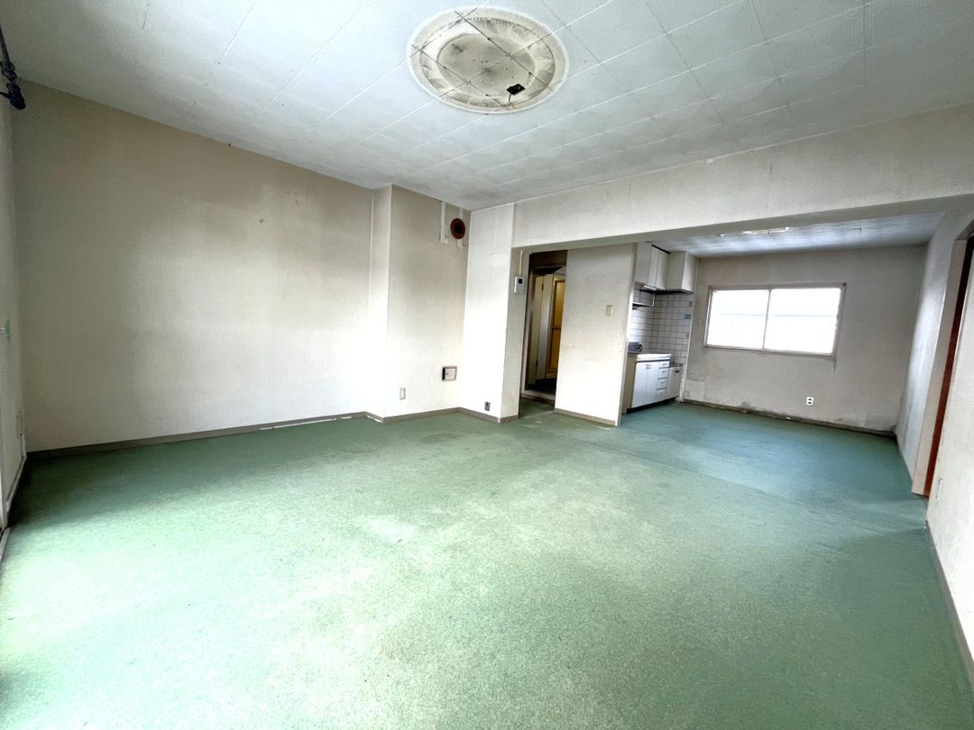 3LDK Top-Floor Apartment in Toyohira-ku, Sapporo - 75m² - Thumbnail 4