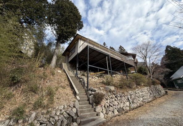 Hilltop 3DK House with Balcony in Mise Village, Nara - Thumbnail 3