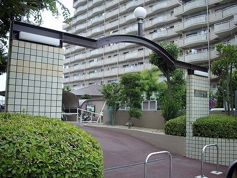 2LDK Apartment for Sale in Nagoya Minami-ku, Aichi - 51.15m² - Thumbnail 2