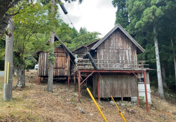Mountain Lodge with Deck in Mitsue Village, Nara - Thumbnail 3