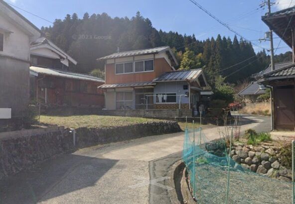 Compact House with Garden in Mutsue Village, Nara - 1.7M Yen - Thumbnail 2