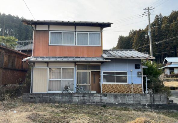 Compact House with Garden in Mutsue Village, Nara - 1.7M Yen - Thumbnail 3