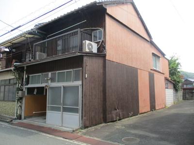 Compact House with Garage in Yawatahama — Image 1, Yawatahama, Ehime