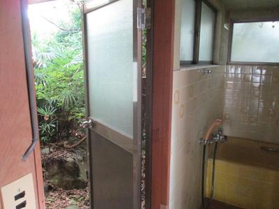 Compact House with Garage in Yawatahama — Image 4, Yawatahama, Ehime