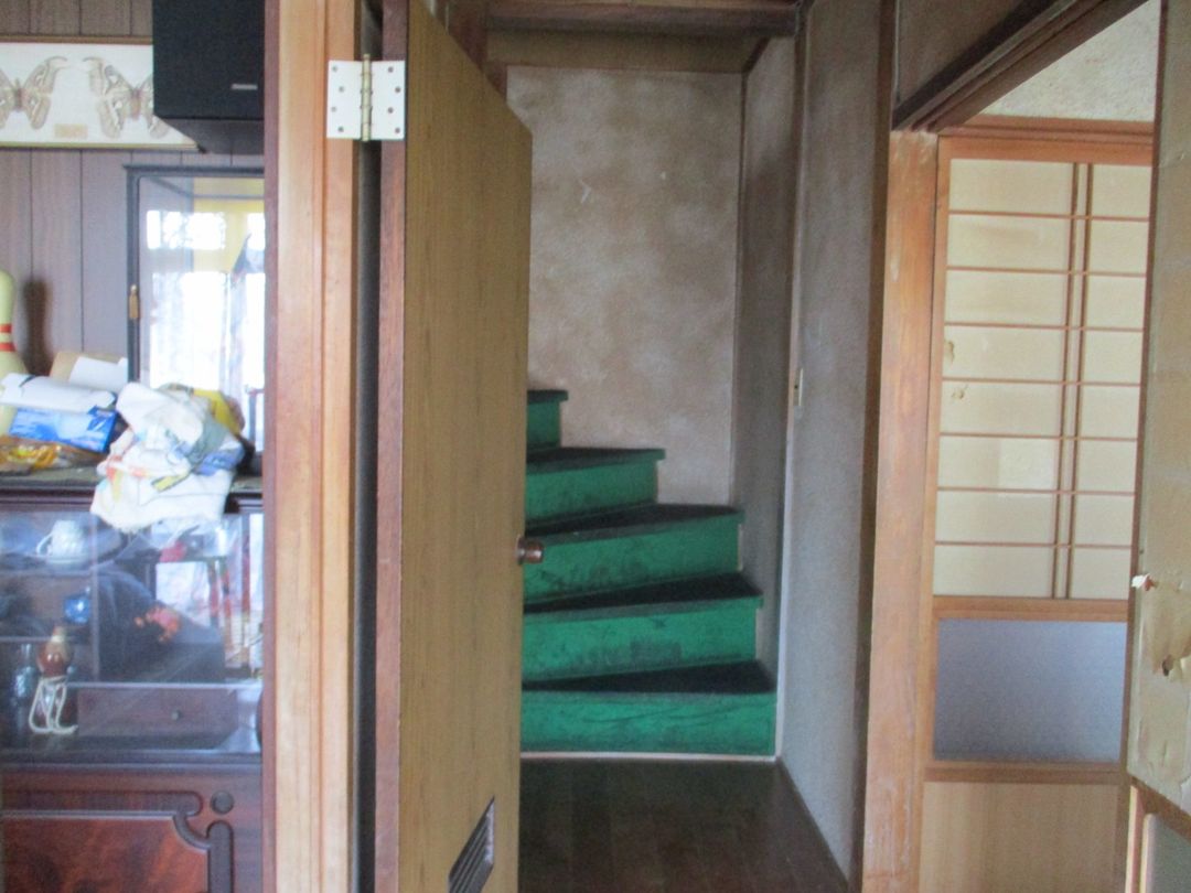 Spacious 8DK House Near Sea in Yawatahama - Thumbnail 2