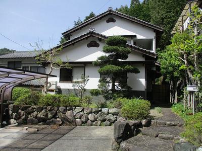 Spacious and beautiful housing! Escape the hustle and bustle and live a relaxed life in the mountains! | Yawatahama City Immigration and Settlement Support Portal Site — Image 1, Yawatahama, Ehime