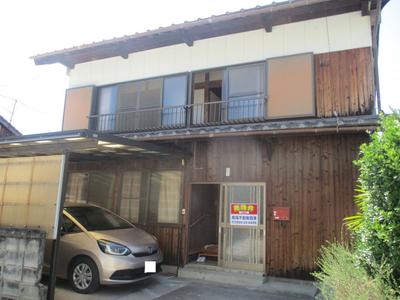 Spacious 5DK House Near School in Yawatahama — Image 1, Yawatahama, Ehime