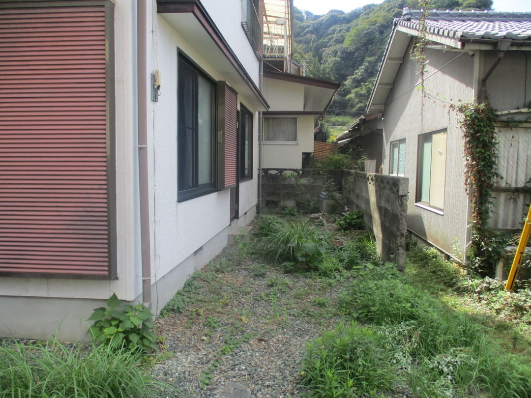 3DK House in Yawatahama with Prime Location - 3.7M Yen - Thumbnail 3