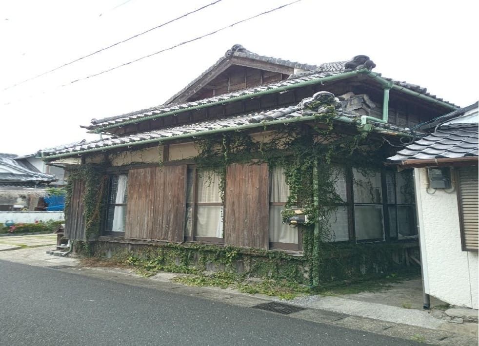 Free House in Kushima City, Miyazaki - 92.56 sqm on 295 sqm Land - Thumbnail 3