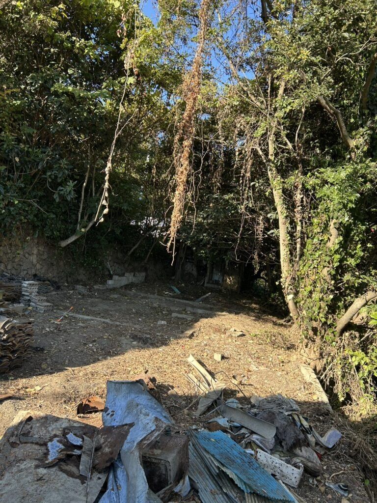 Free Land with Hut in Etajima, Hiroshima - 1459 sqm Plot - Thumbnail 2