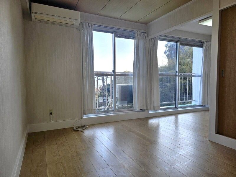 Atami Pension 3F Condo with Private Onsen & Sea Views for Sale - Thumbnail 3