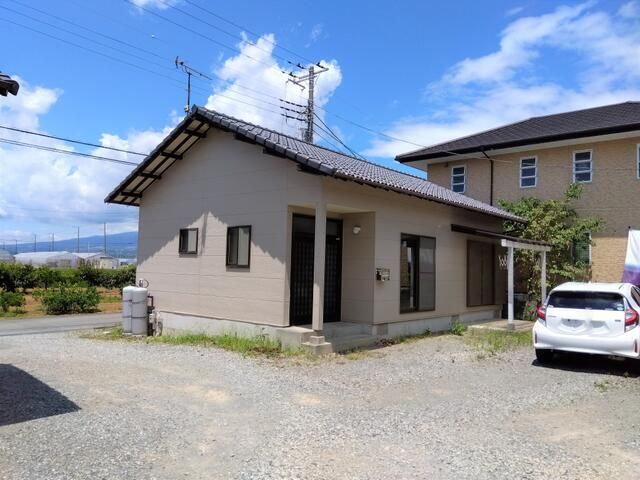 Yamada Apartment A: Pet-Friendly Rental House in Izu no Kuni - Thumbnail 3